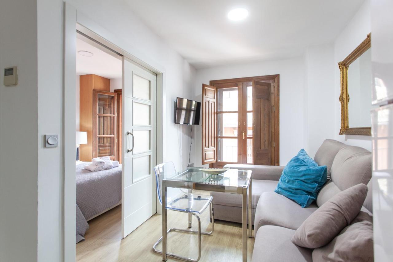 גרנדה Apartamentos Elvira 21 מראה חיצוני תמונה