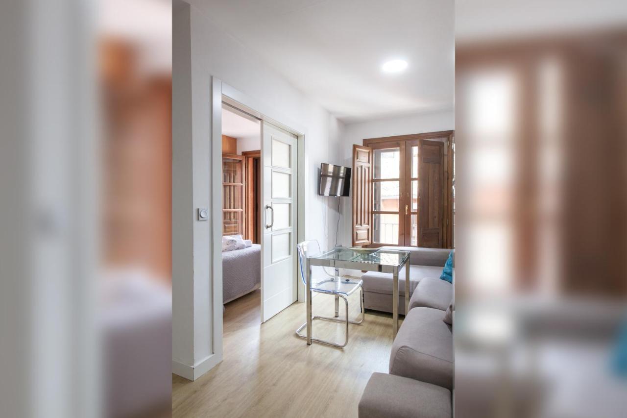 גרנדה Apartamentos Elvira 21 מראה חיצוני תמונה